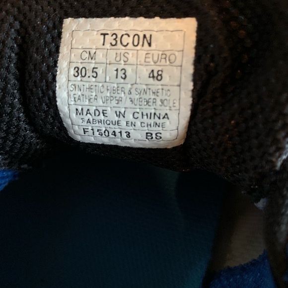 Running Shoes - Picture 2 of 2